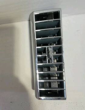 01643683 Cadillac 77 - 89 5 Inch Vent Deflector Heat Ac Heater Fleetwood Deville Brougham Oem