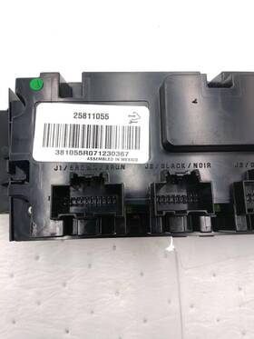 128483 Cadillac Escalade 2007 Front Temperature Control 5588 128483 Cadillac Escalade 2007 Front Temperature Control 5588