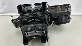 23148258 Cadillac 13-19 Ats A/c Evaporator Heater Core Housing Blower Motor Box Oem