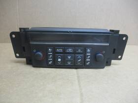25811056 Cadillac 07 08 09 10 11 Escalade Temperature Climate Control Digital Ac