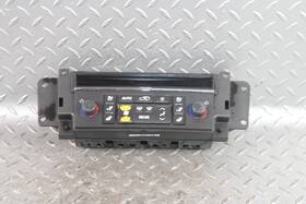655-2420 Cadillac 12-14 Escalade Worn Dual Zone Auto Heat Ac Climate Control Panel Oem Factory
