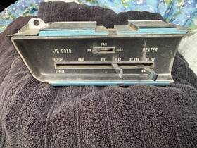 685.gm6u64 Cadillac 1963 1964 Air Conditioning And Heat Control Panel Fits Coupe De Ville