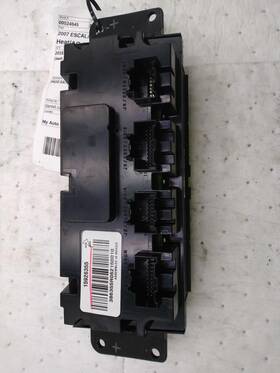 77543 Cadillac Escalade 2007 Front Temperature Control 1984