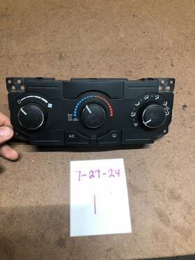 P55037979af Chrysler 55037979af 08-10 Grand Cherokee Commander Climate Temp Temperature Control