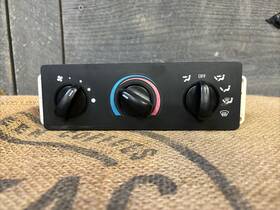 Yl5h-18d462-a Ford Yl5h-19e764-a 2000-2003 Ranger Heater Ac Climate Temperature Control Oem