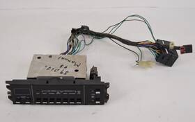 1226567 General Motors 1985-1988 Oldsmobile 98 Cadillac A/c Temperature Climate Control Panel