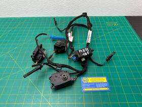 T942361 Gm 13-19 Cadillac Xts - Hvac Air Flap Servo Motor With Wire Harness Set Oem